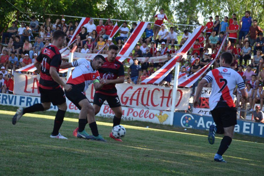 LEF Primera CAF vs CCSC - Final Ida