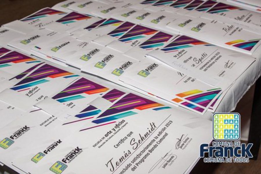 Entrega de diplomas - Escuela de Arte y Oficios
