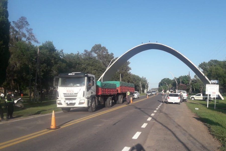 Operativo Policial en Ruta 70