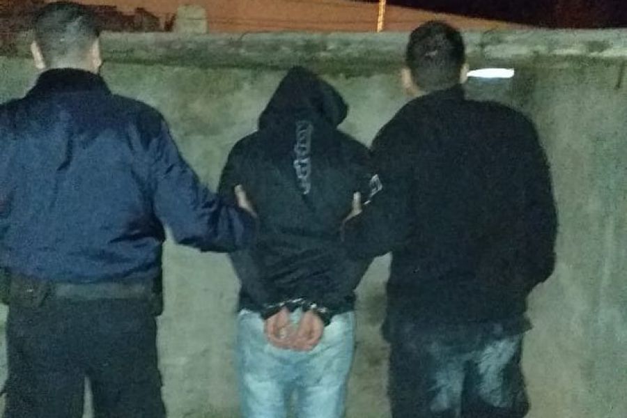 Aprehendido por el personal Policial al intentar ingresar a una vivienda