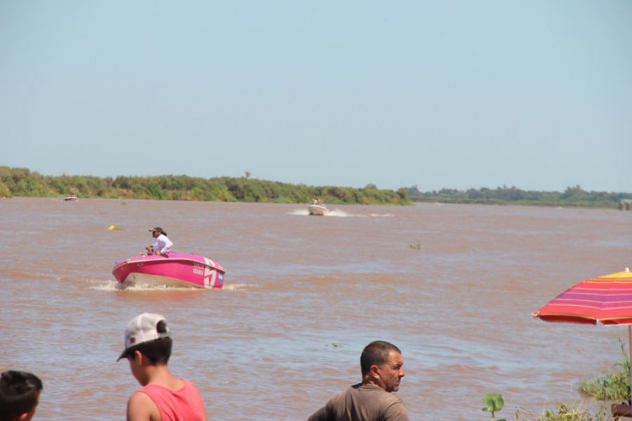 Pescando Variada en Sauce Viejo CAF