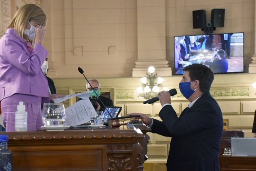 Telesesion en Cámara Alta - Pirola con Rodenas