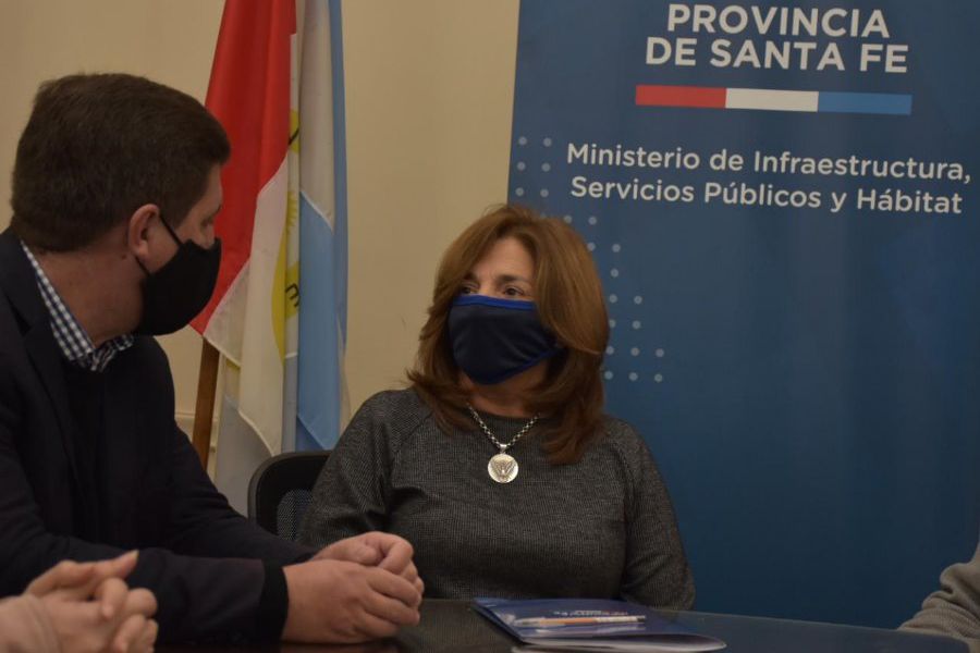 Pirola con la Ministra Silvina Frana