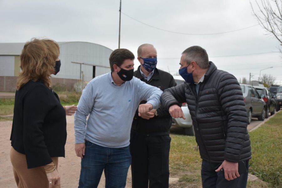 Pirola inaugura viviendas en Las Colonias