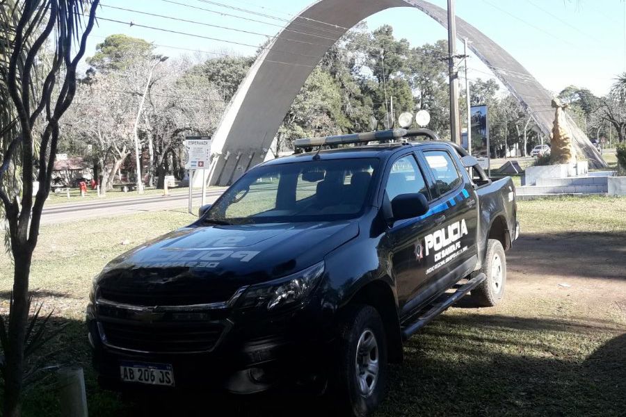 Camioneta Policial de la Sub Comisaría 18 - Foto URXI