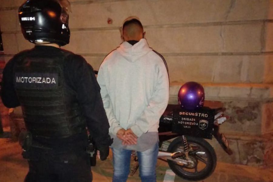 Sorprendido con una motocicleta robada