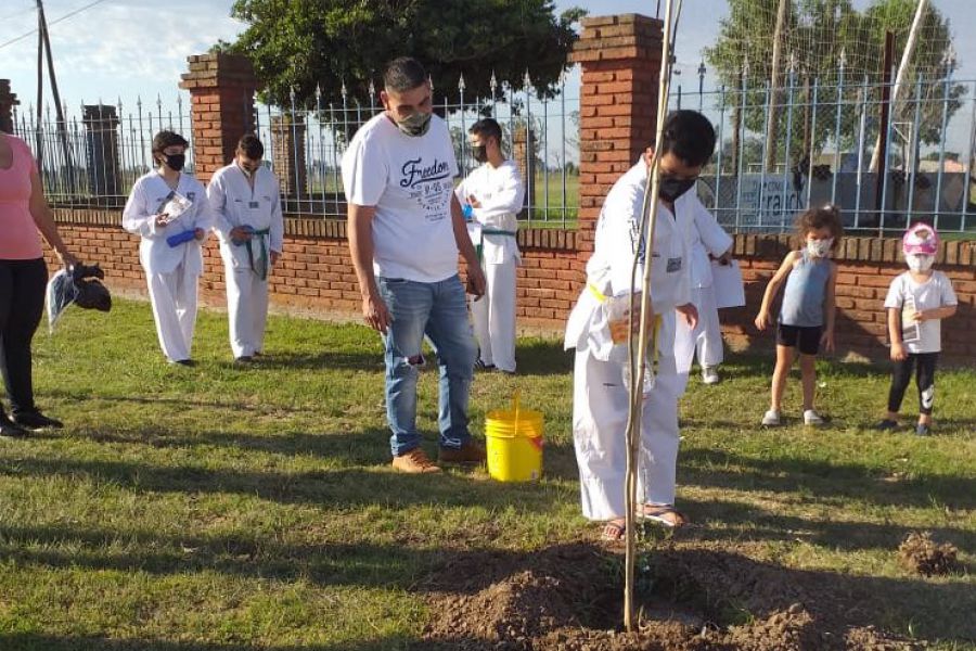 Taekwondo de Argentino planta vida