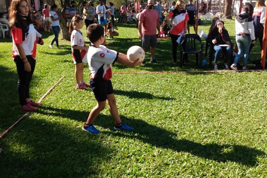 Encuentro de Mini Voley en Alma Jrs