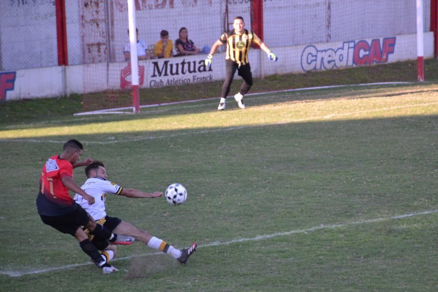 LEF Primera CAF vs CAP