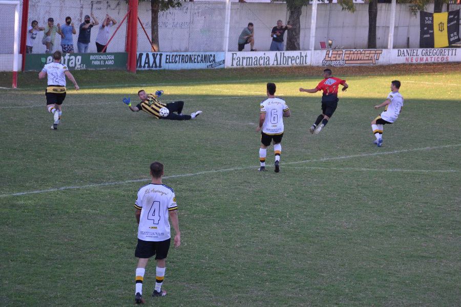 LEF Primera CAF vs CAP