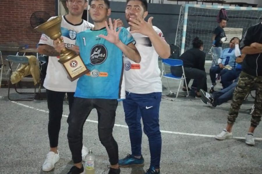 Futsal del CSyDA pentacampeón