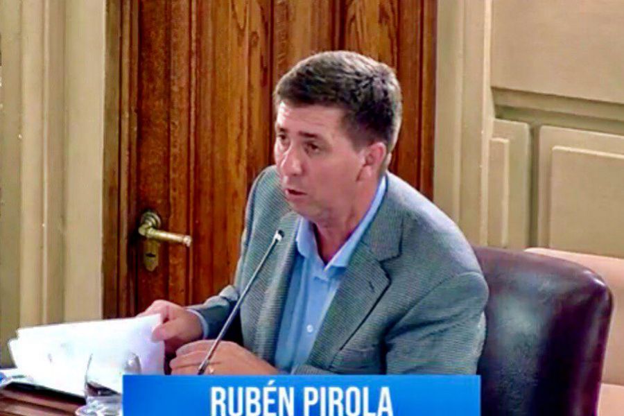 Pirola: “Se avanzó y mucho en el sistema de salud, pero el nivel de contagios alarma”