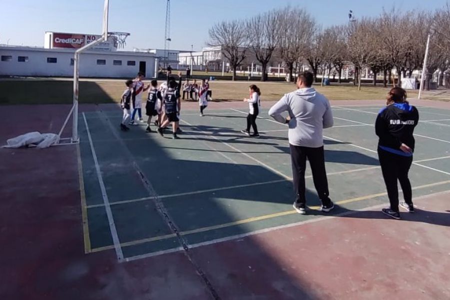 Encuentro de Básquet - CAF vs Alma Jrs.