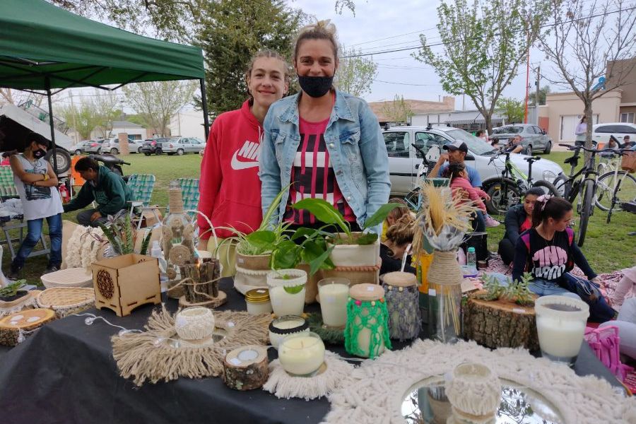 Emprendedores en Ciclovia Sur