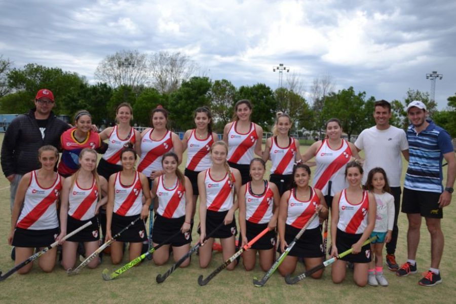 Hockey CAU vs CAF en San Carlos Centro