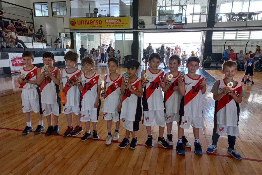 Escuelita del CAF en Alma Jrs.