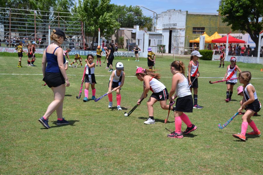 Encuentro infantil de Hockey en el CAF