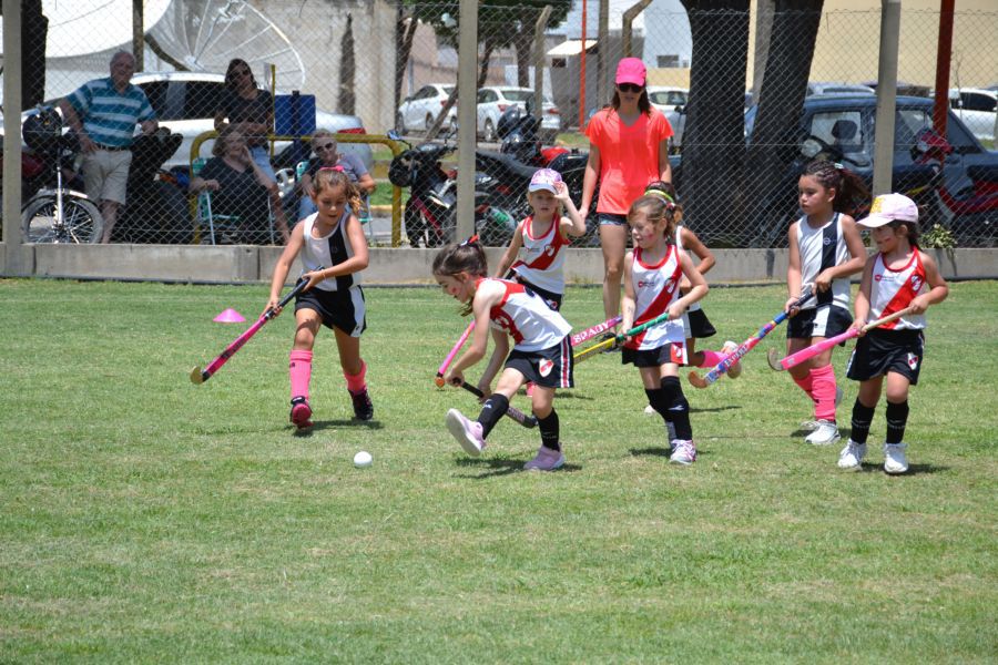 Encuentro infantil de Hockey en el CAF