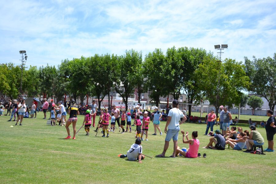 Encuentro infantil de Hockey en el CAF