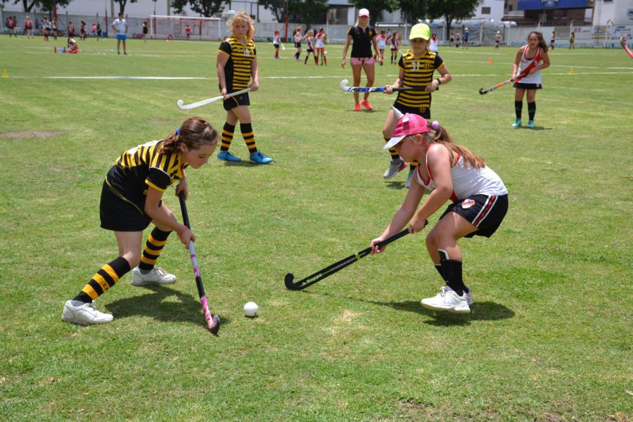 Encuentro infantil de Hockey en el CAF