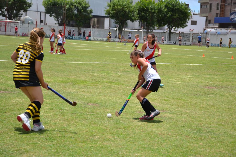 Encuentro infantil de Hockey en el CAF