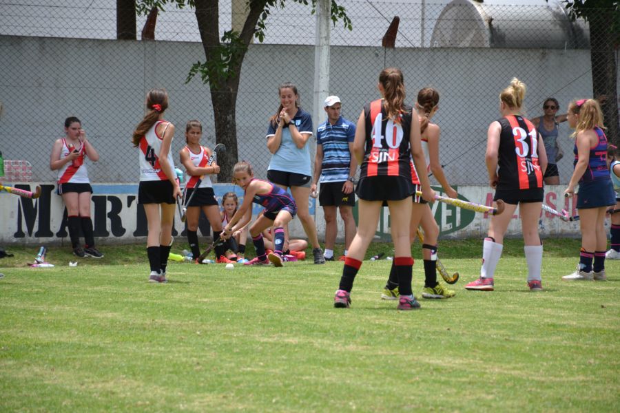 Encuentro infantil de Hockey en el CAF