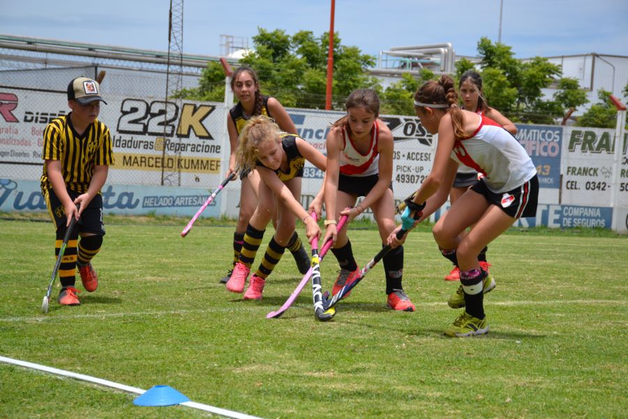 Encuentro infantil de Hockey en el CAF