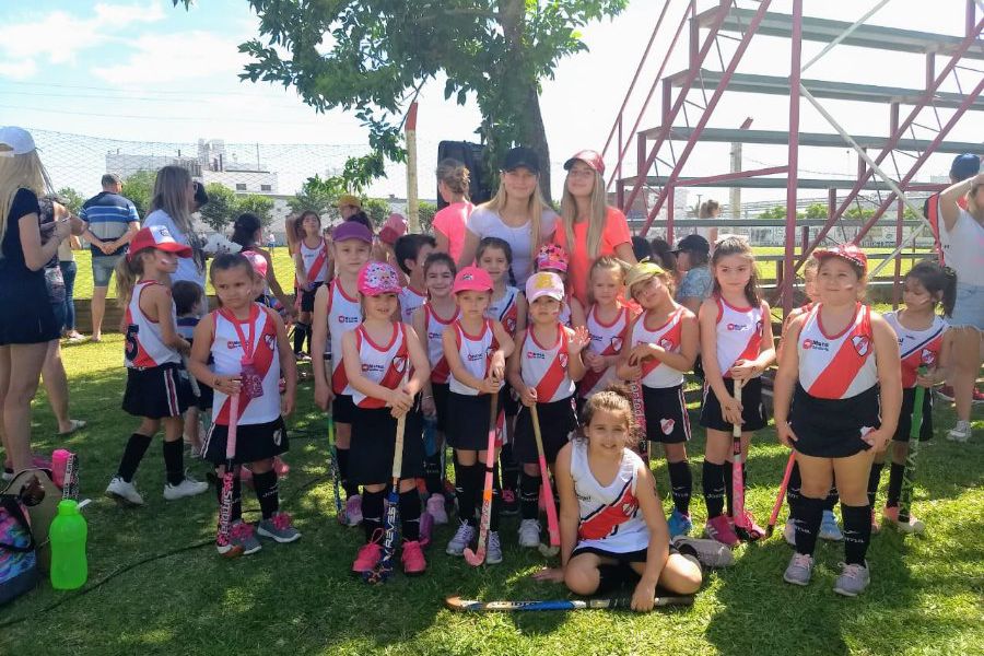 Encuentro infantil de Hockey en el CAF