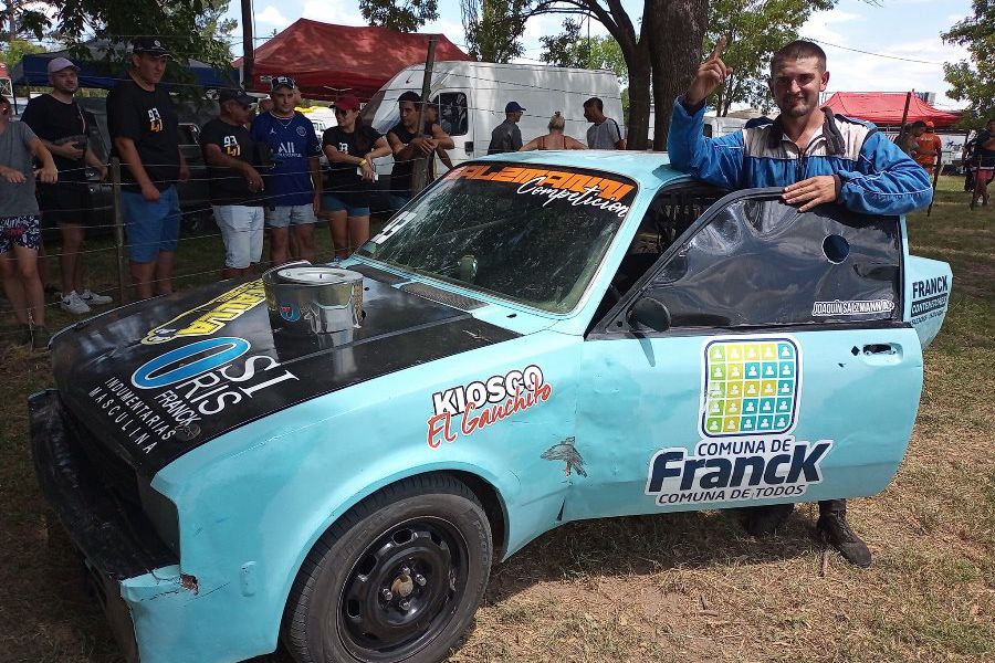 Joaquín Salzmann campeón en Turismo B