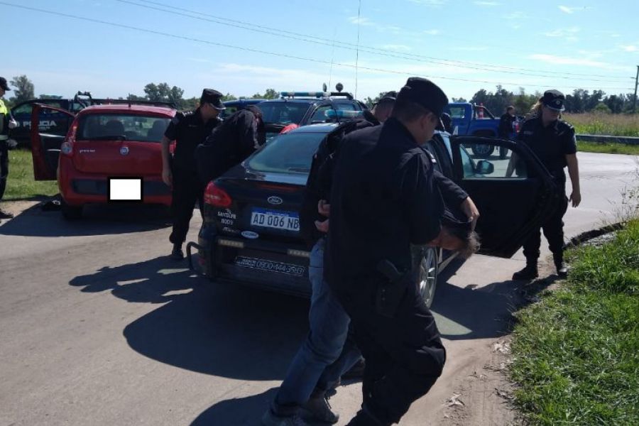 Persecución Policial y detenidos - Foto URXI