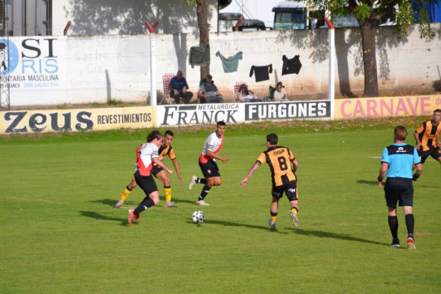 LEF Primera CAF vs CAP