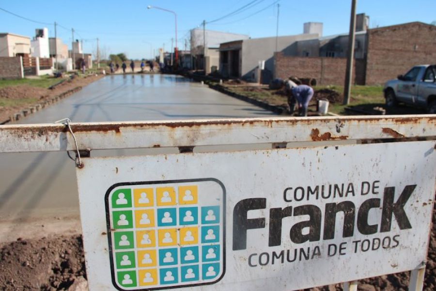 Pavimentación calle Telmo Albrecht