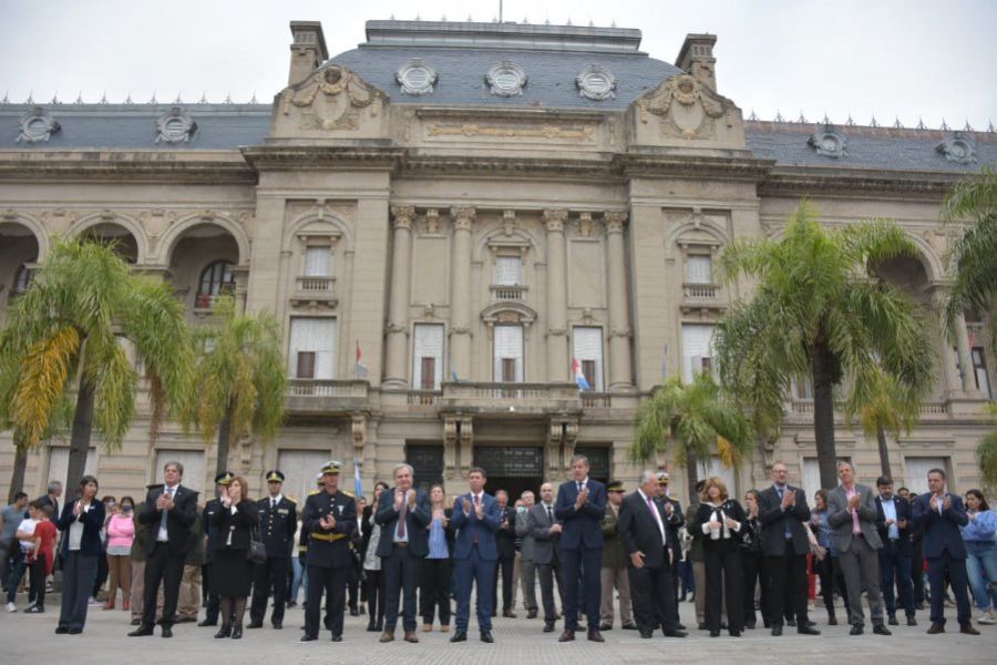 Pirola en la Plaza 25 de Mayo