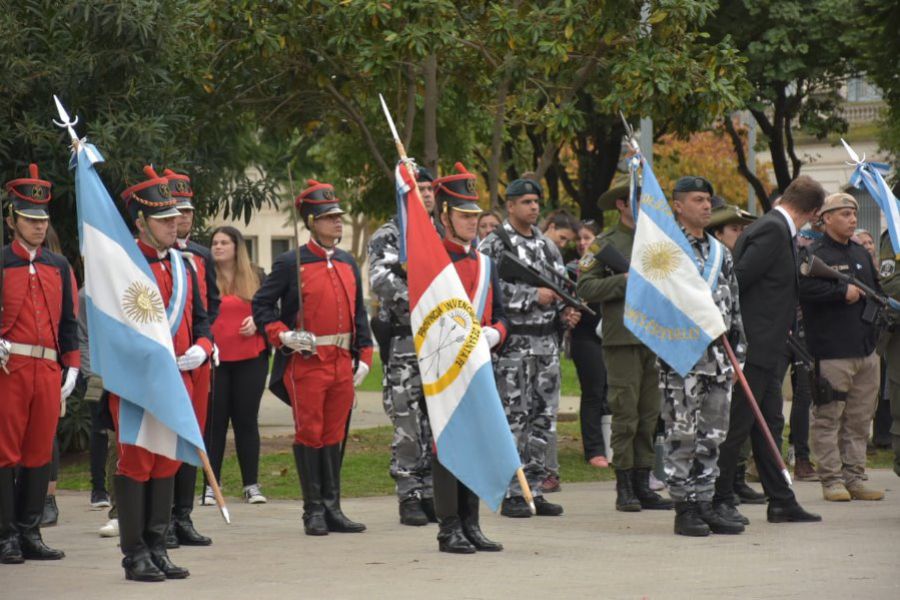 Pirola en la Plaza 25 de Mayo