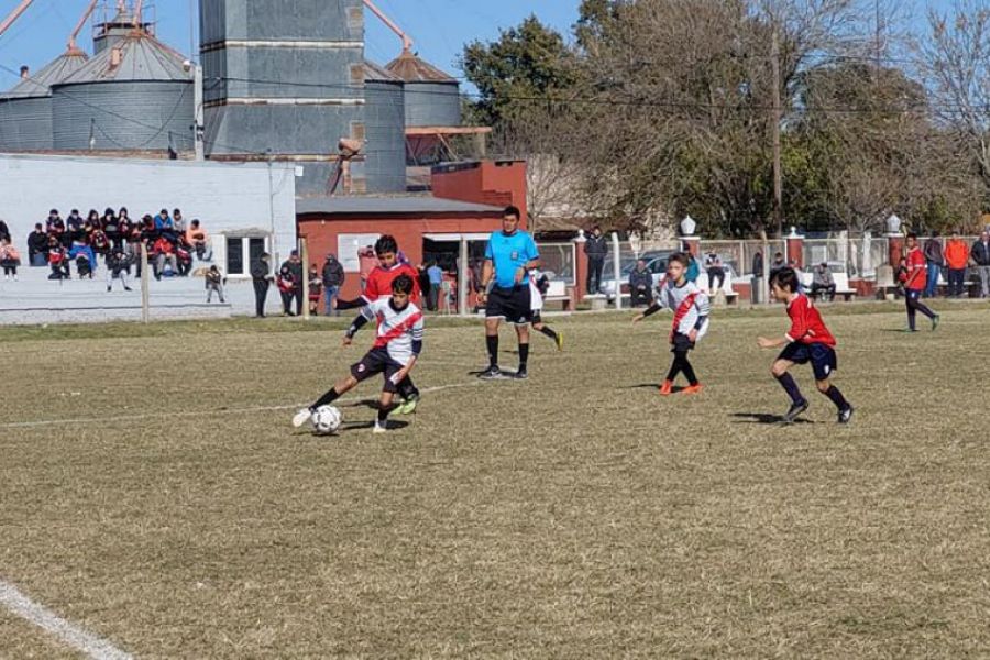 LEF Inferiores CAISA vs CAF