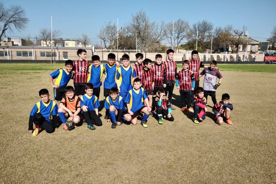 Escuela de fútbol Comunal en ADJ