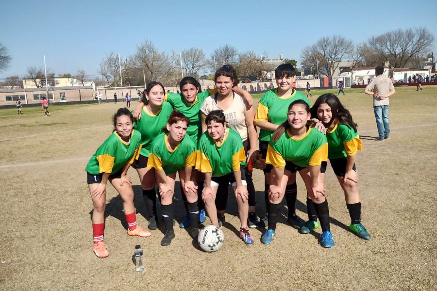 Escuela de fútbol Comunal en ADJ