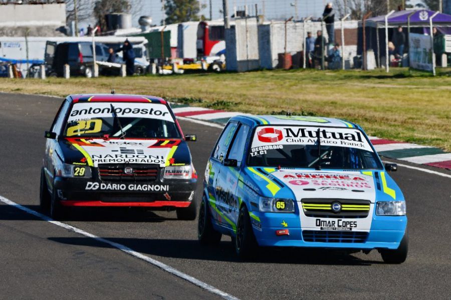 Michael Degiorgio en el Car Show Santafesino