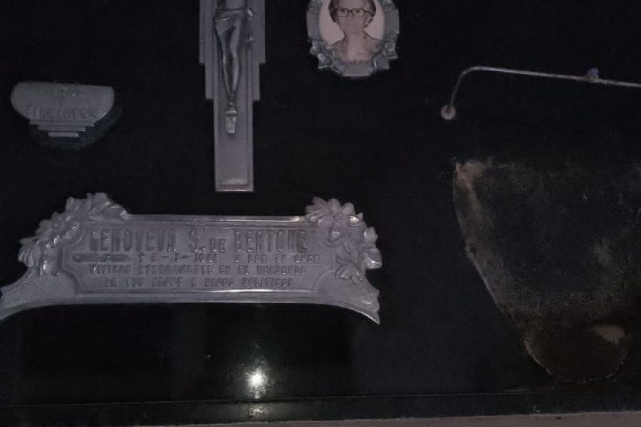 Robo y vandalismo en el Cementerio de San Agustín