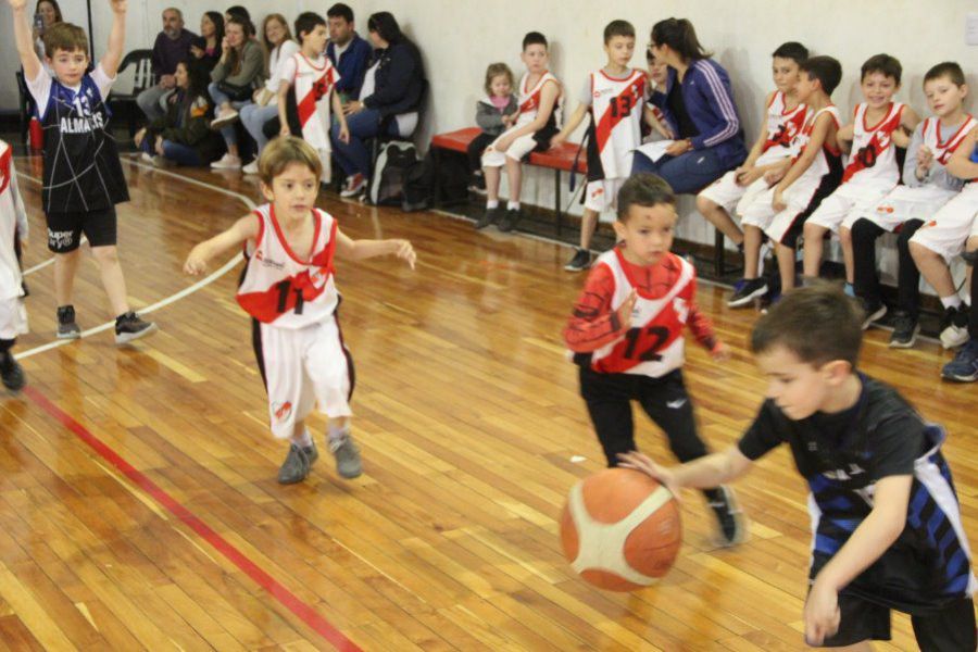 El CAF en Encuentro de Alma Juniors