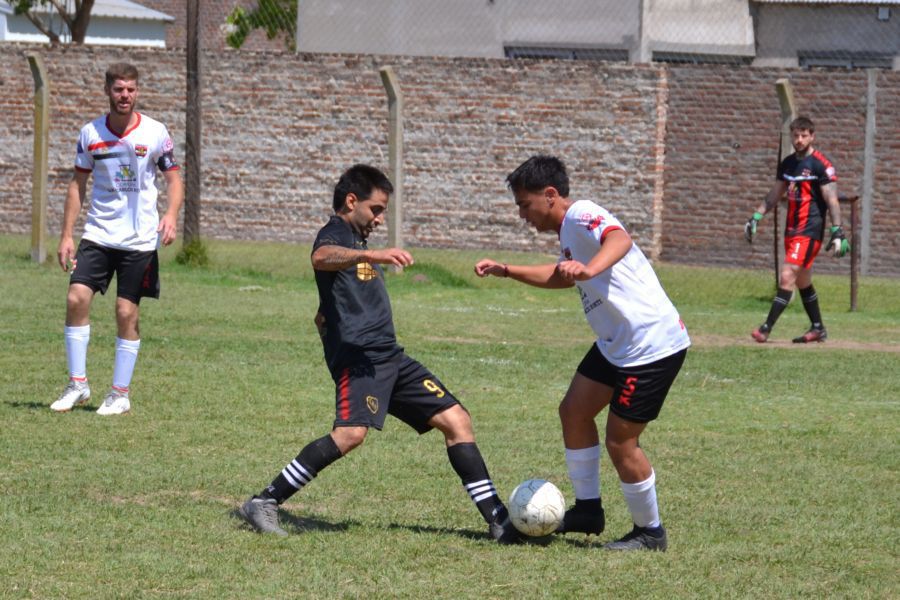 Liga Las Colonias en el Poli