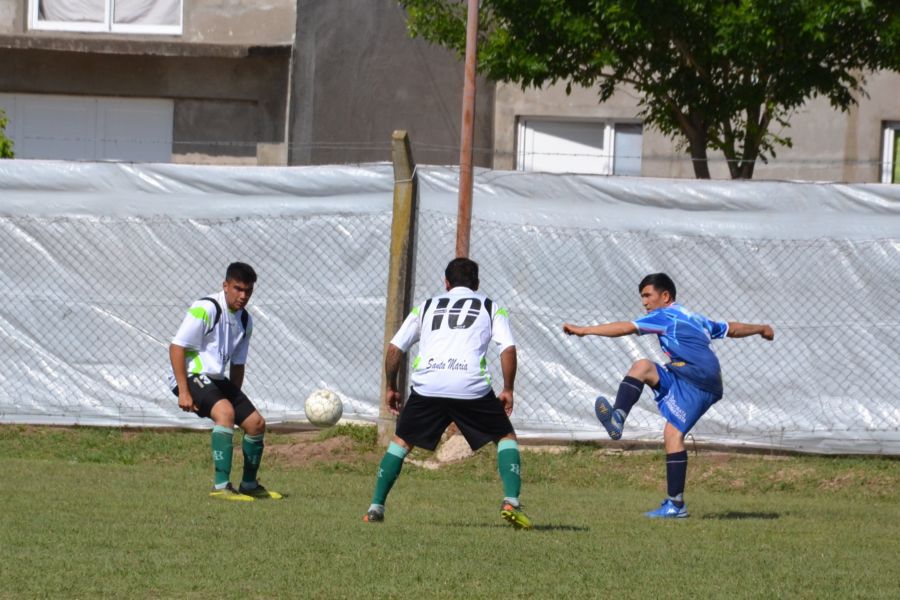 Liga Las Colonias en el Poli