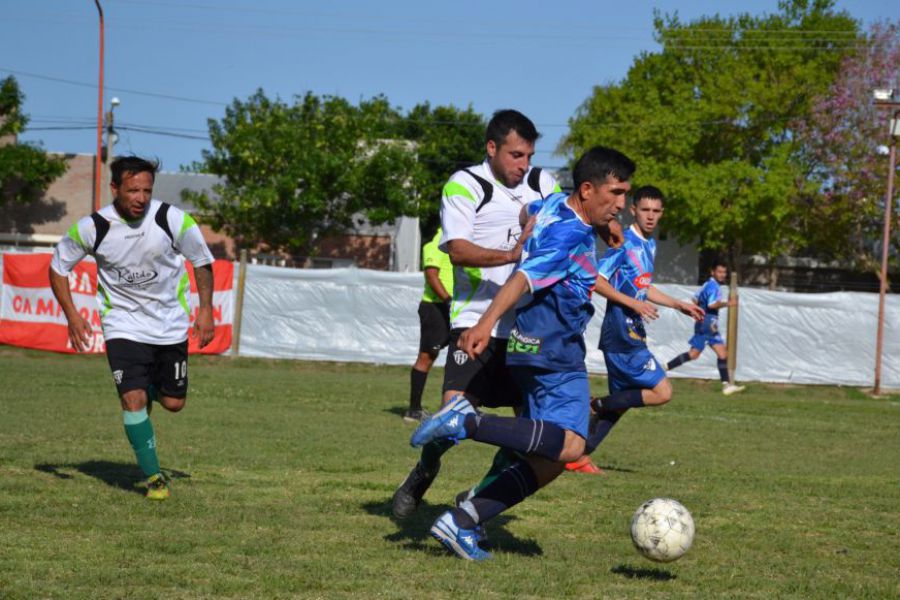 Liga Las Colonias en el Poli