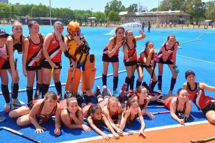 Hockey CAF vs CAU en la ASH