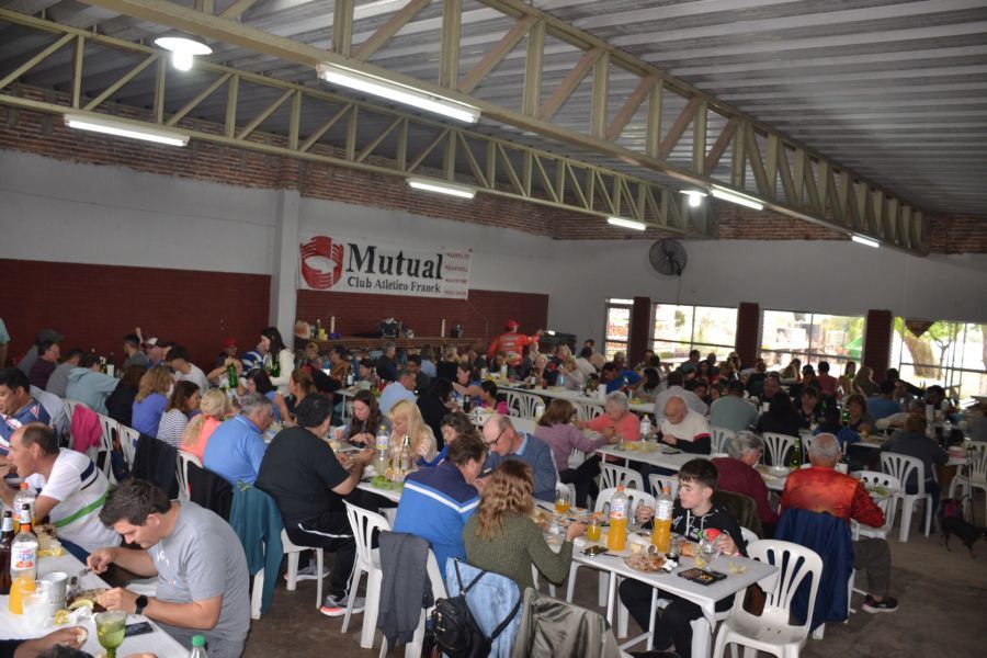 Tradicional almuerzo del CAF en Sauce Viejo