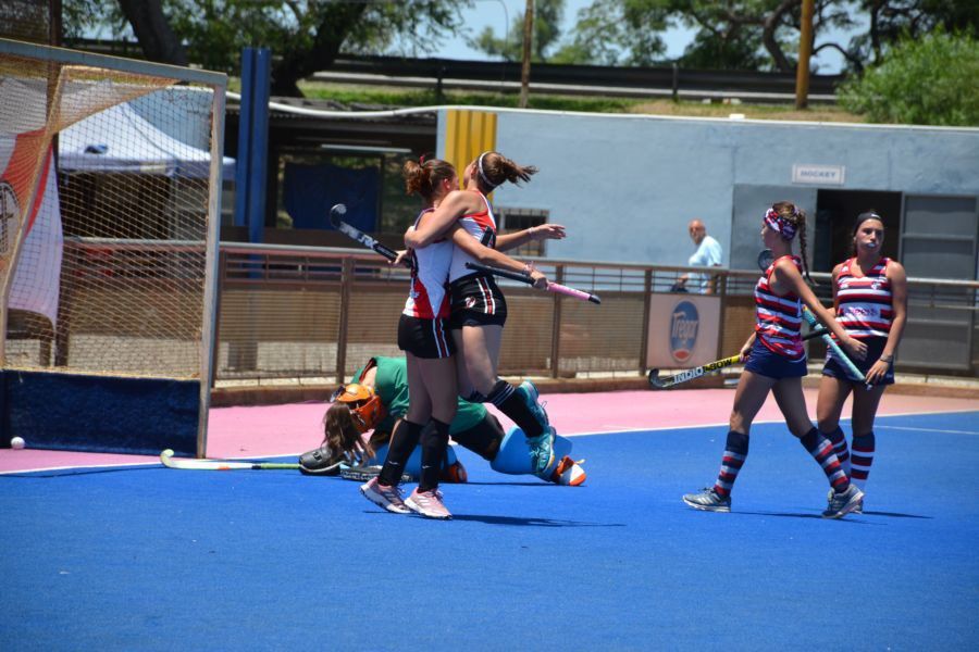 Hockey CAF en Zona Estímulo