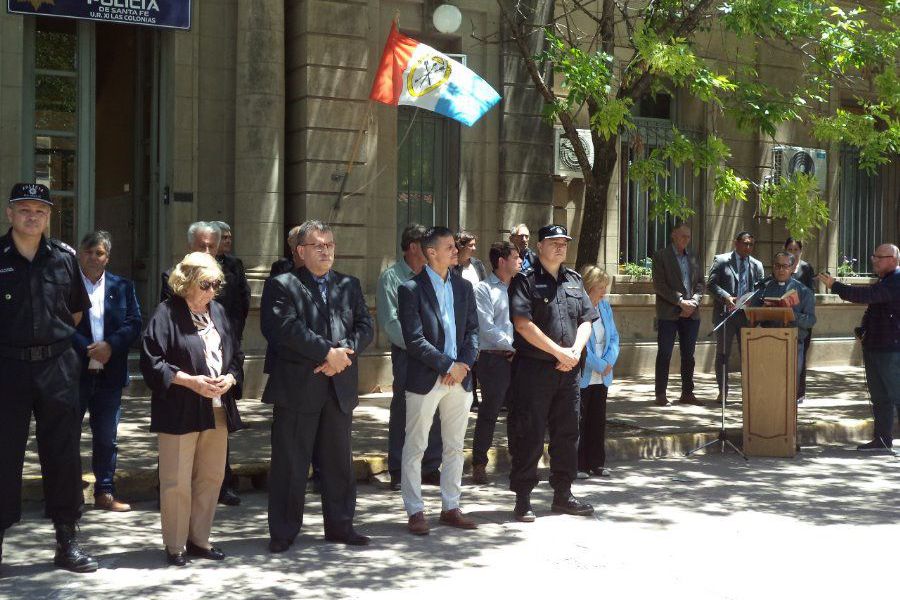 Móviles policiales para Las Colonias - Foto UXRI