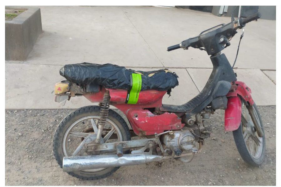Motocicleta secuestrada - Foto URXI