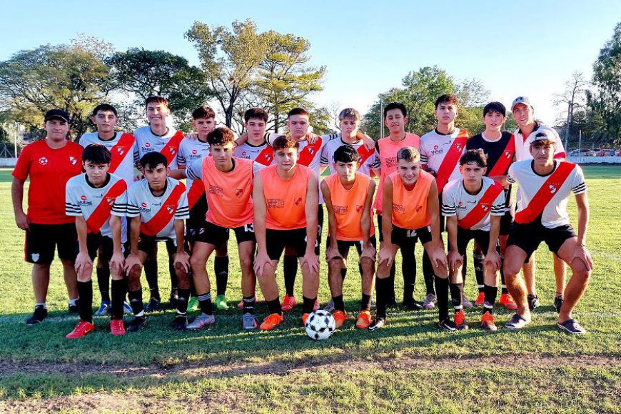 LEF Inferiores CADO vs CAF - Prensa CAF