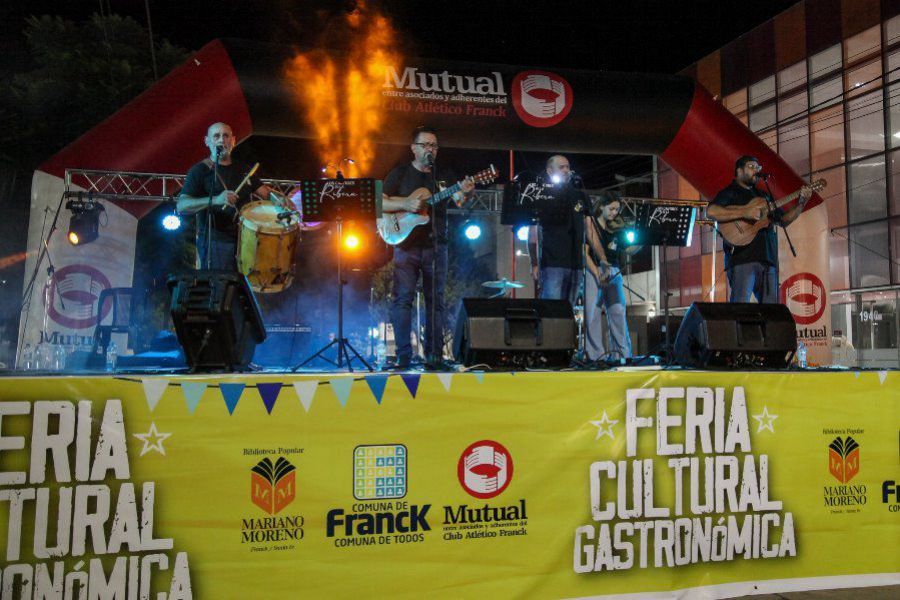 Primera Feria Cultural y Gastronómica